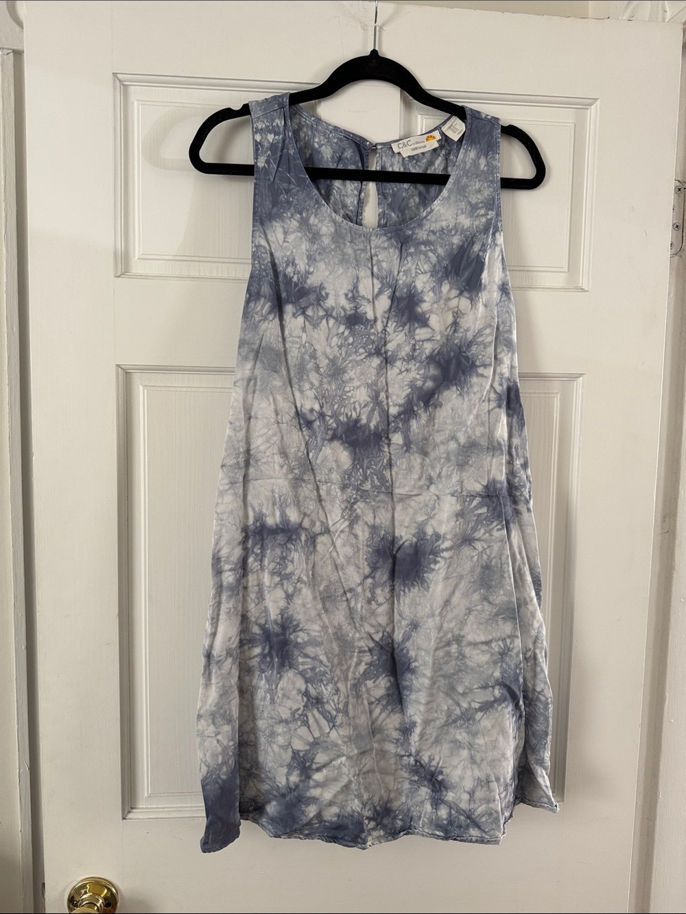 C&C California Blue & White Tie-Dye Shift Dress